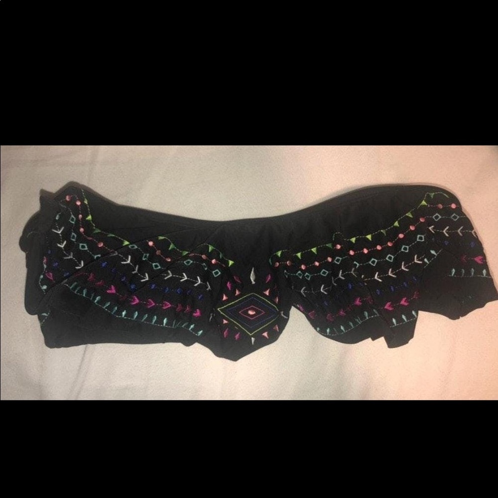 Strapless bikini top
